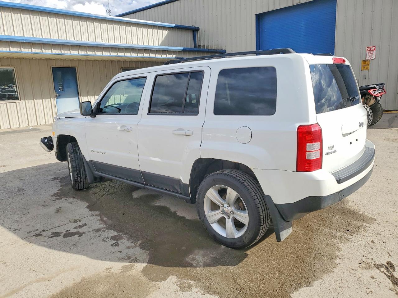 2015 JEEP PATRIOT LATITUDE photo 4