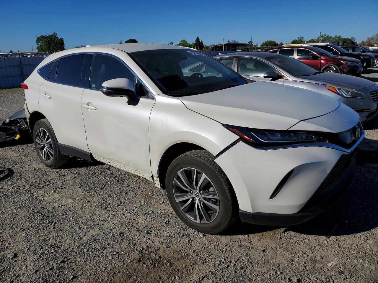 2022 TOYOTA VENZA LE photo 7