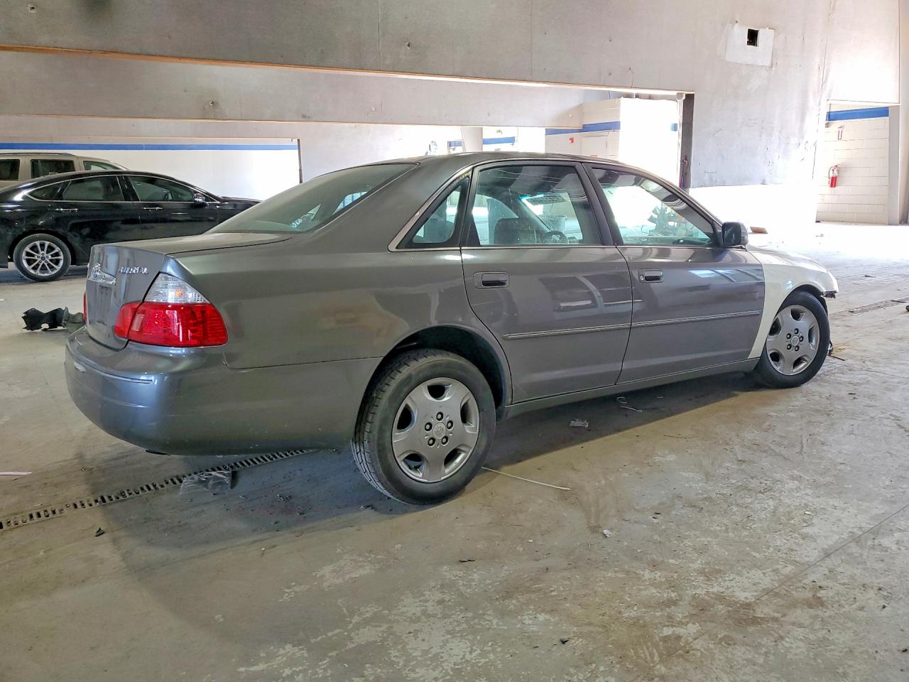 2003 TOYOTA AVALON XLS photo 5
