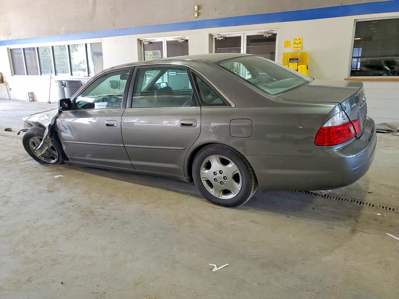 2003 TOYOTA AVALON XLS photo 3
