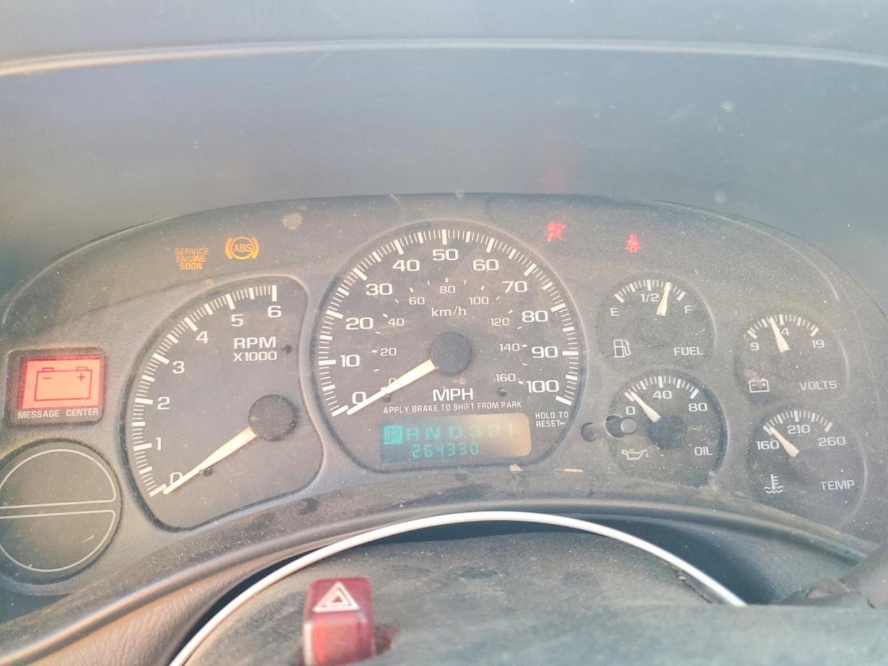 2002 CHEVROLET SILVERADO K1500 photo 9