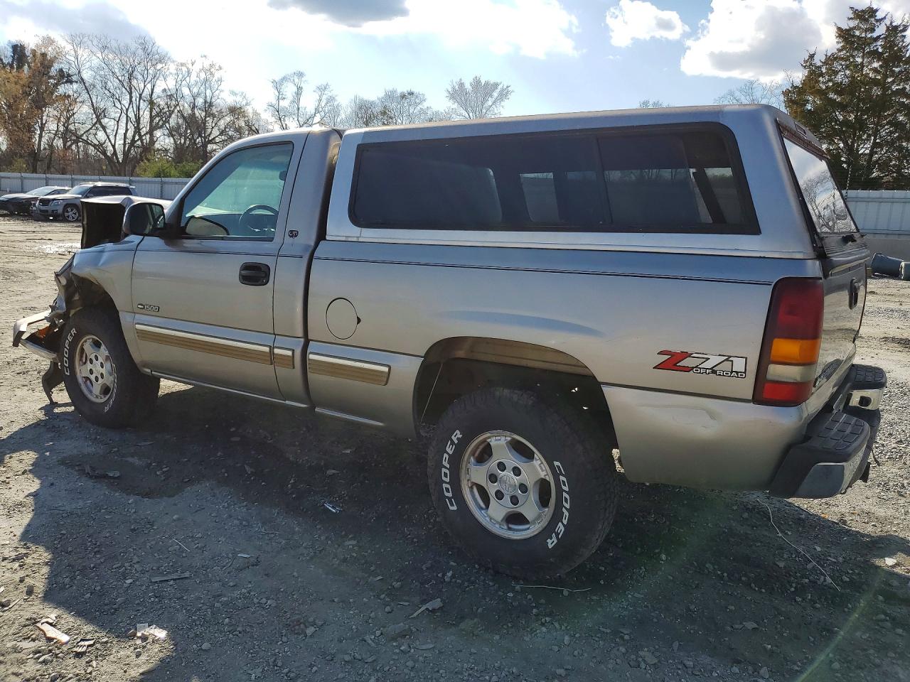 2002 CHEVROLET SILVERADO K1500 photo 2