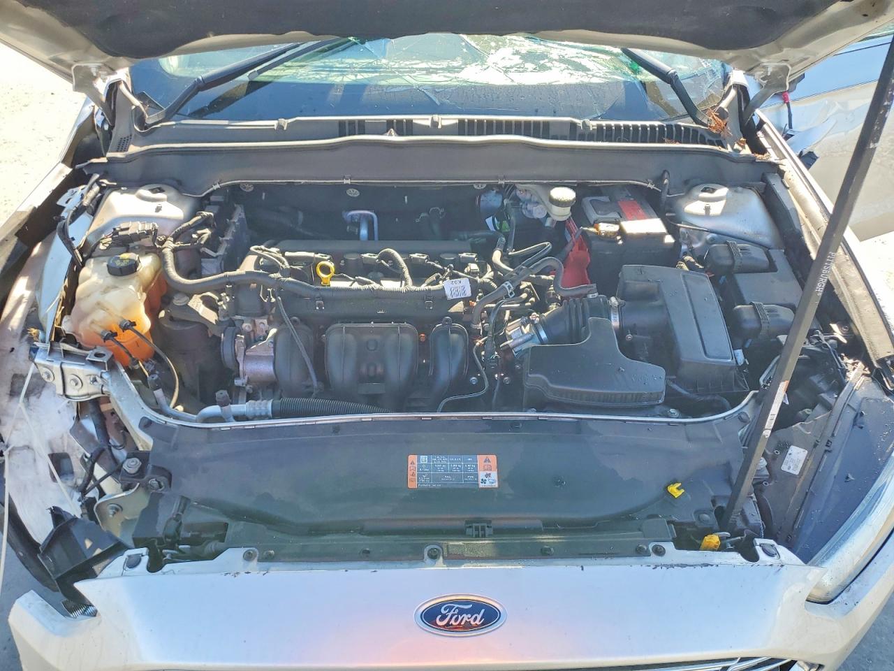 2015 FORD FUSION SE photo 21