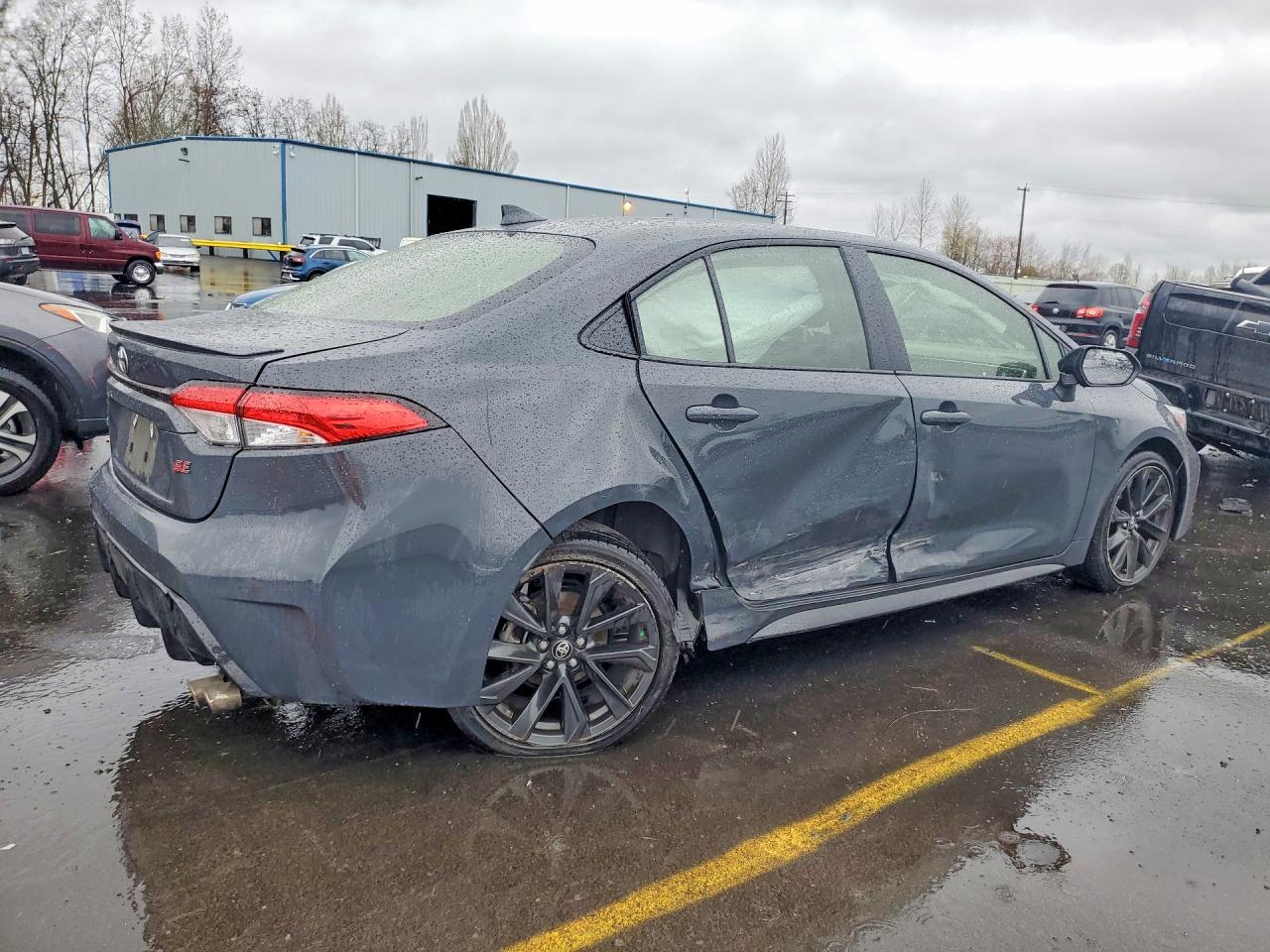 2023 TOYOTA COROLLA SE photo 3