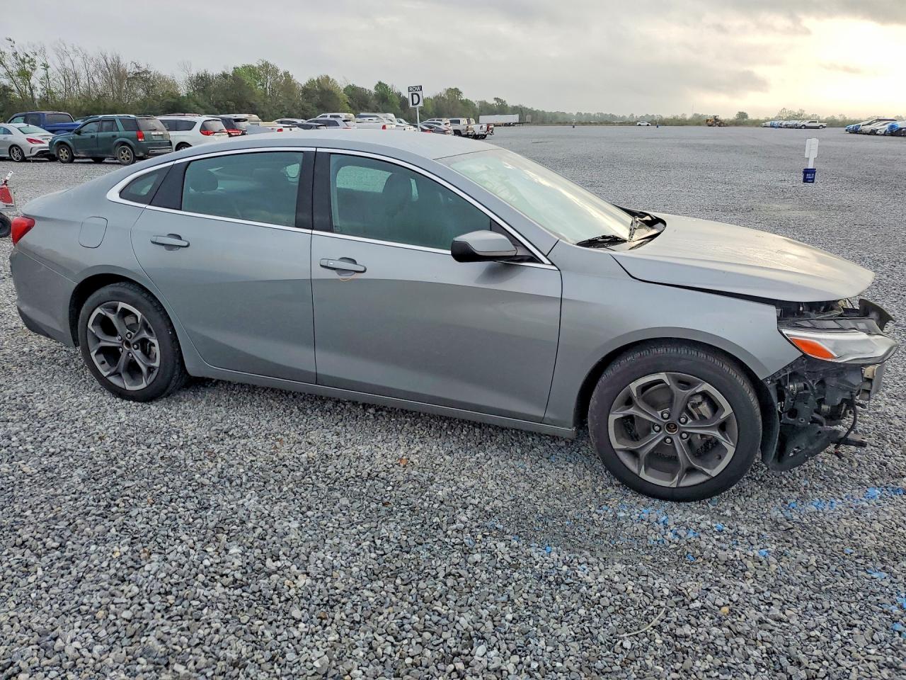 2023 CHEVROLET MALIBU LT photo 7