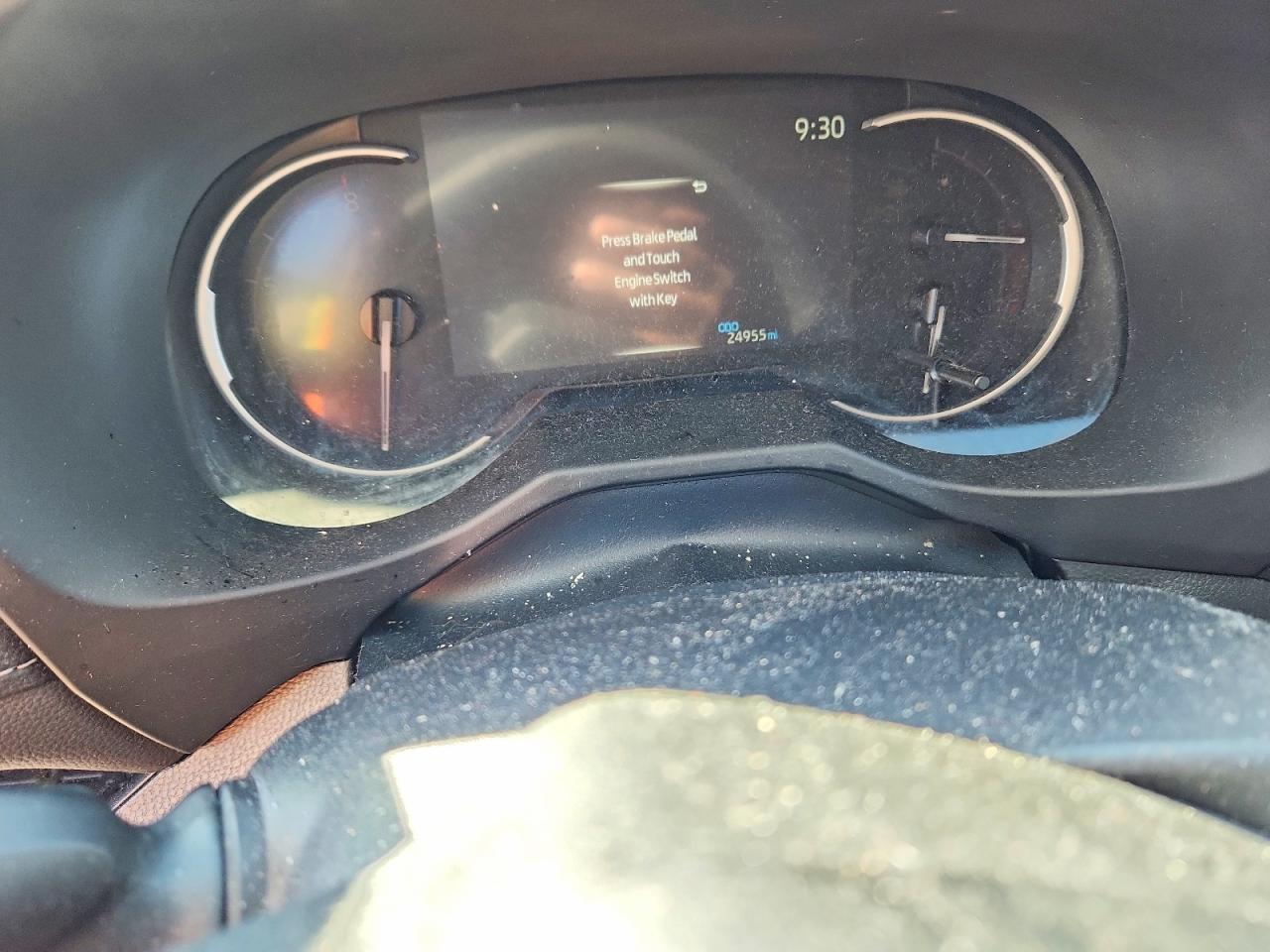 2024 TOYOTA RAV4 XLE PREMIUM photo 17