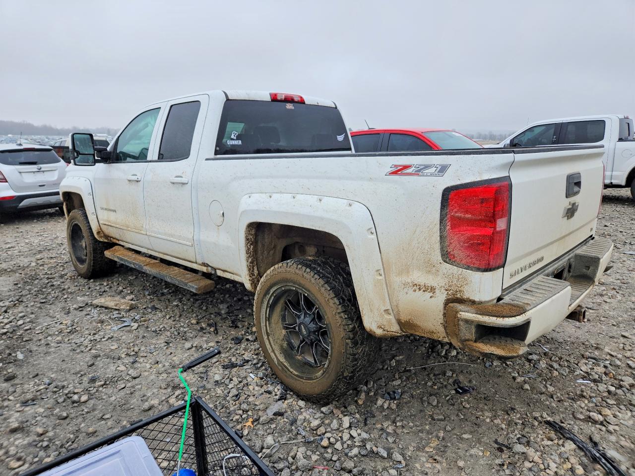 2016 CHEVROLET SILVERADO K1500 LT photo 2