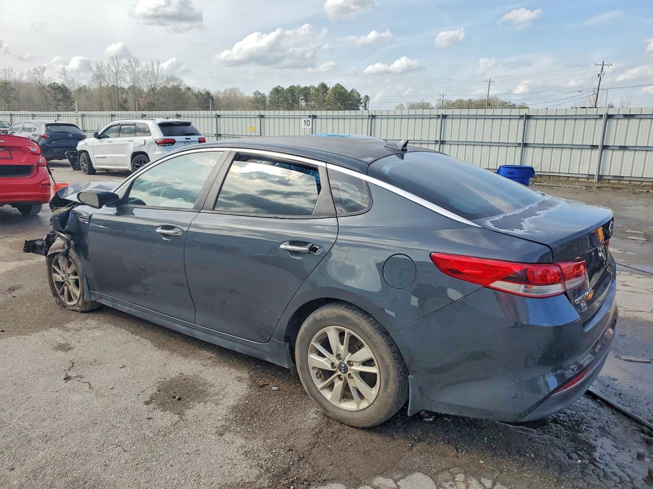 2016 KIA OPTIMA LX photo 3