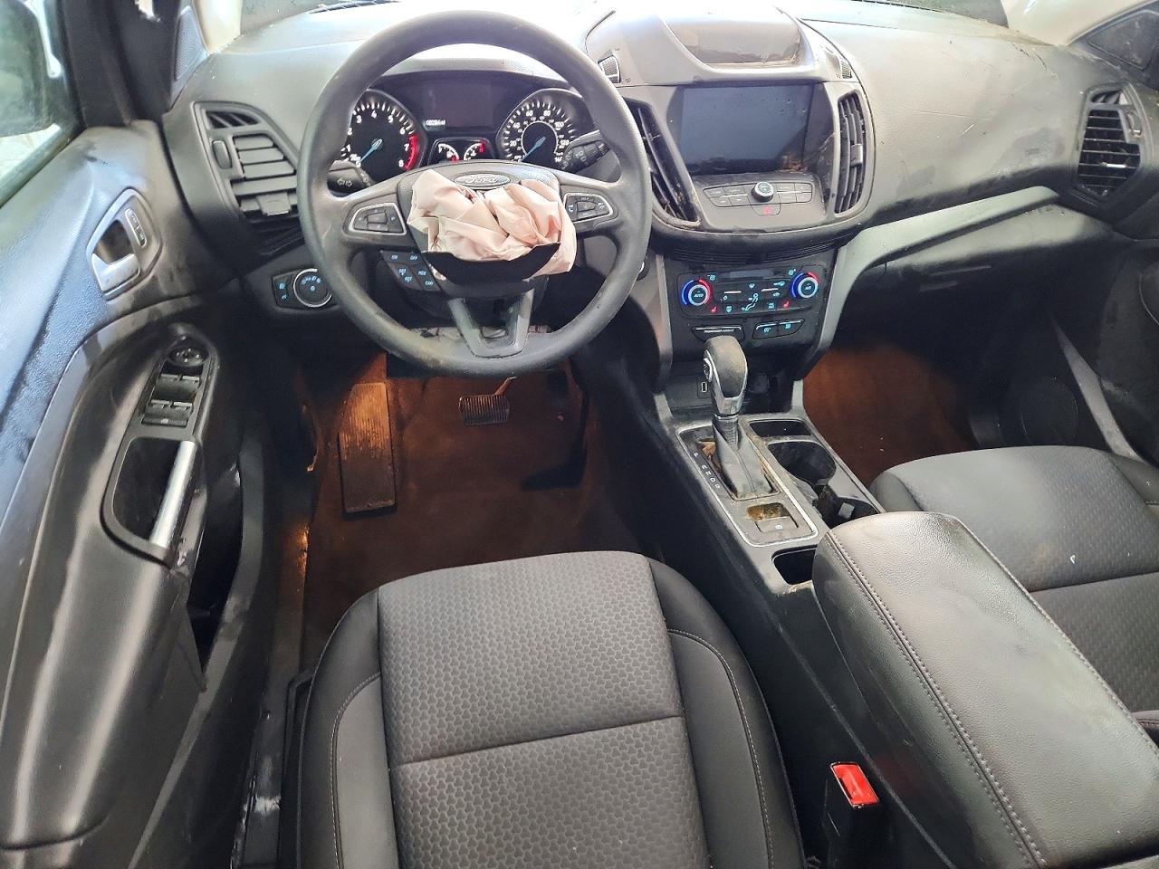 2019 FORD ESCAPE SE photo 8