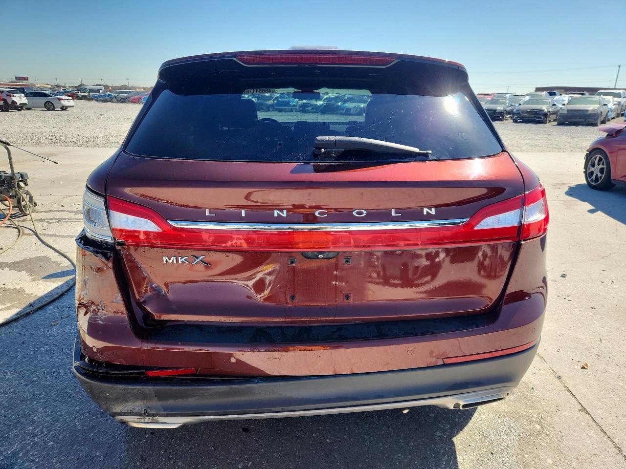 2016 LINCOLN TOWNHOUSE MKX photo 16