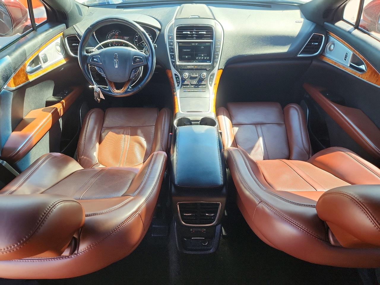 2016 LINCOLN TOWNHOUSE MKX photo 22