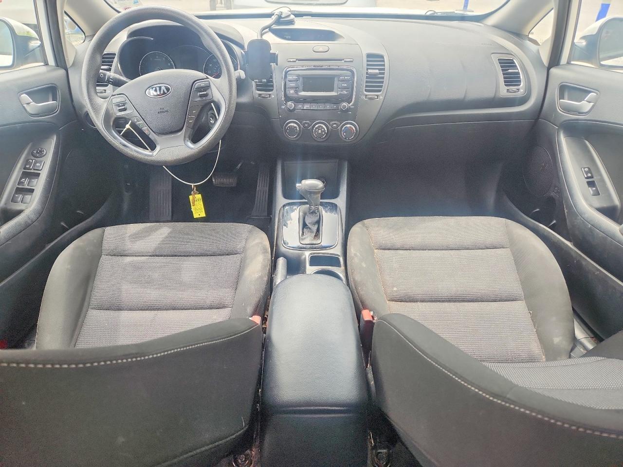 2017 KIA FORTE LX photo 15