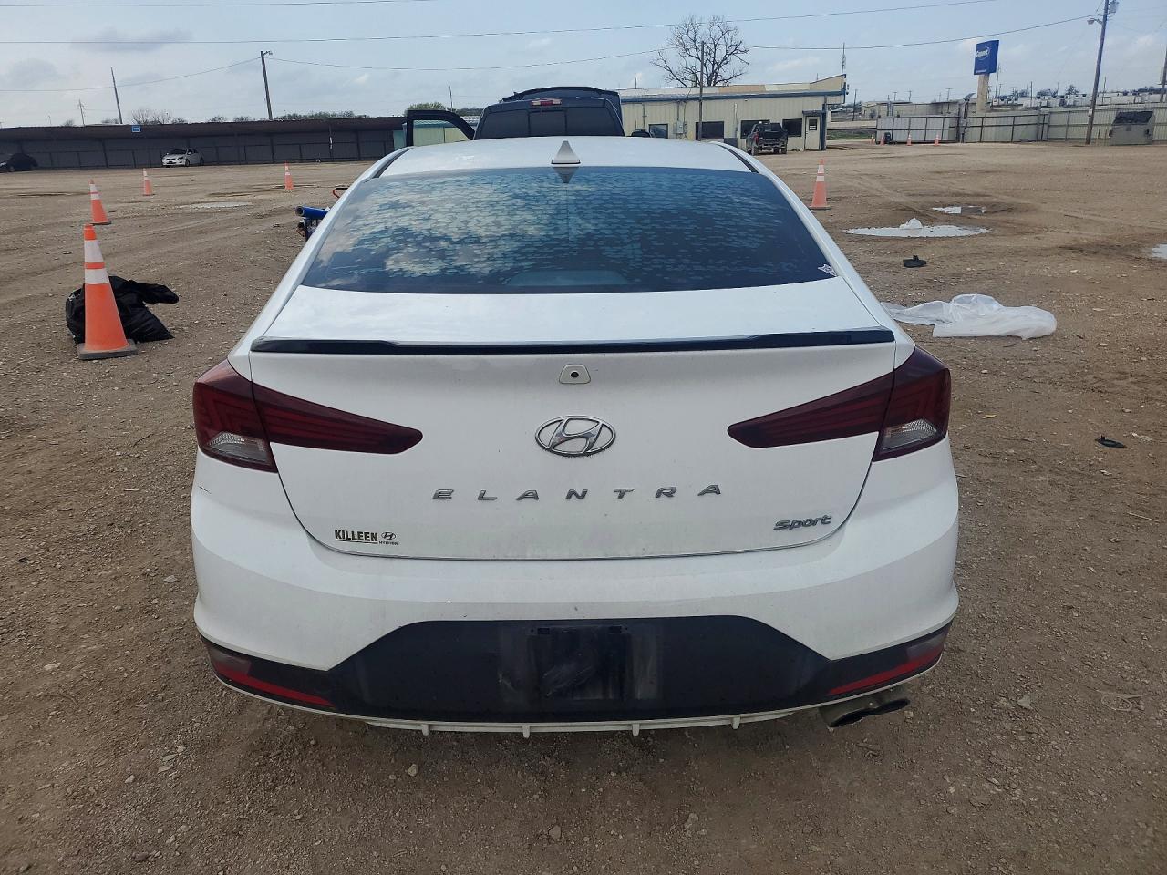 2020 HYUNDAI ELANTRA SPORT photo 6