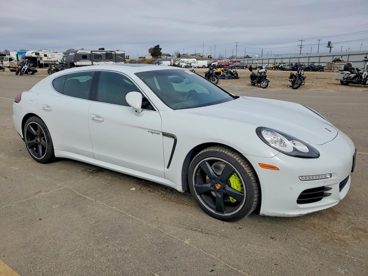 2016 PORSCHE PANAMERA photo 4