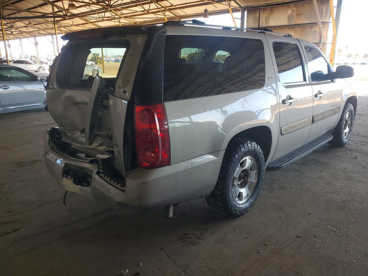 2007 GMC YUKON XL C1500 photo 5