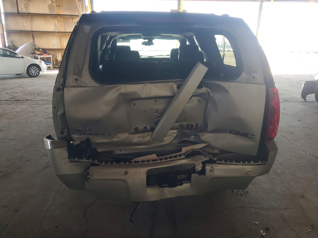 2007 GMC YUKON XL C1500 photo 11