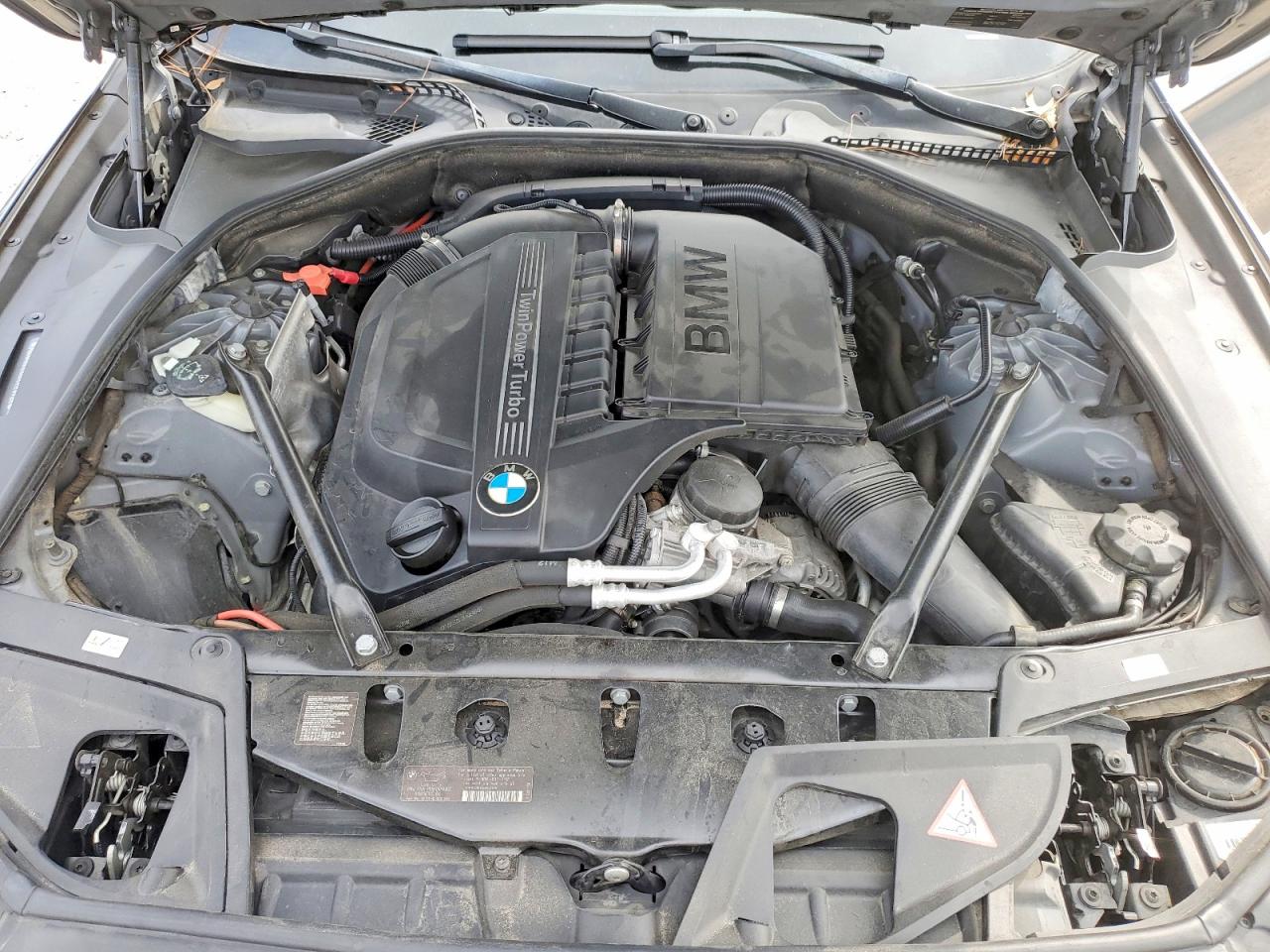2013 BMW 535 I photo 21