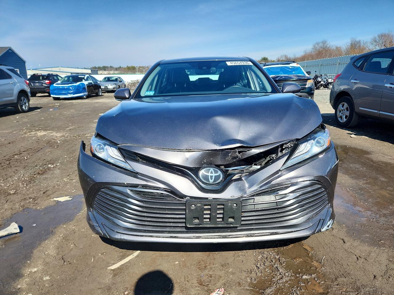 2020 TOYOTA CAMRY XLE photo 9