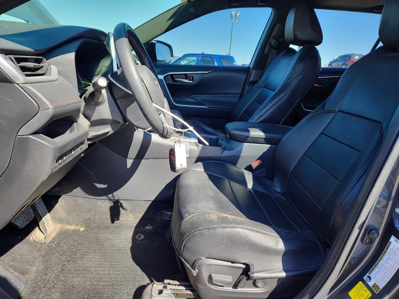 2023 TOYOTA RAV4 PRIME SE photo 13