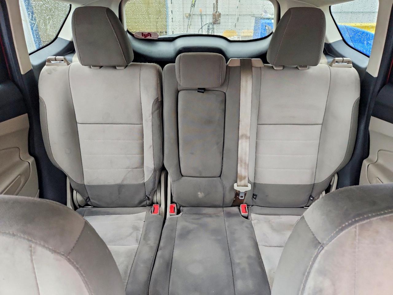 2015 FORD ESCAPE SE photo 28