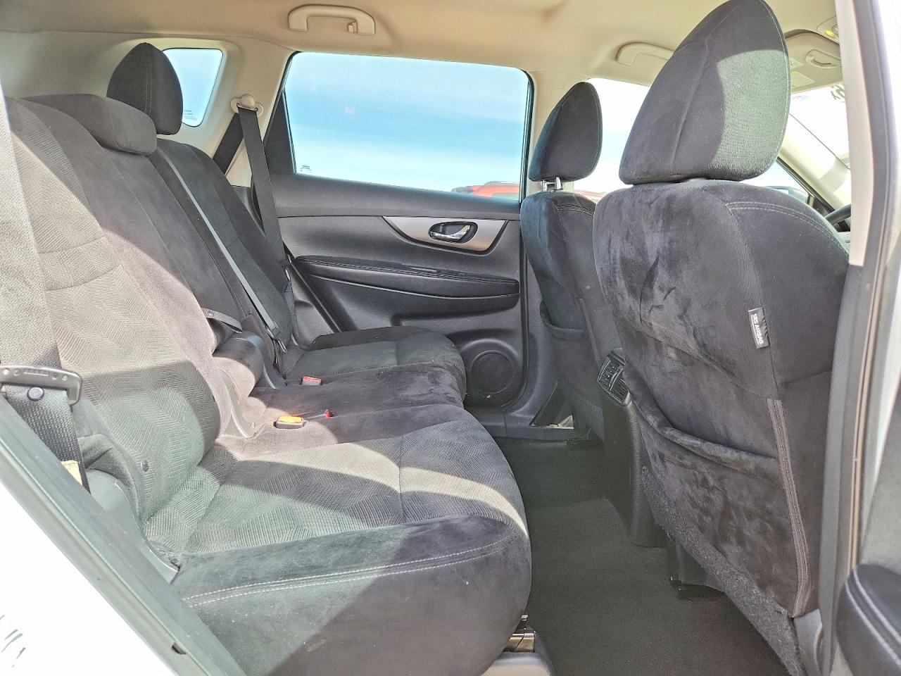 2014 NISSAN ROGUE S photo 21