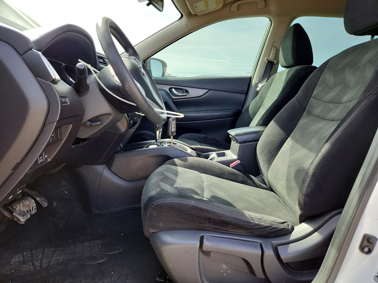 2014 NISSAN ROGUE S photo 13
