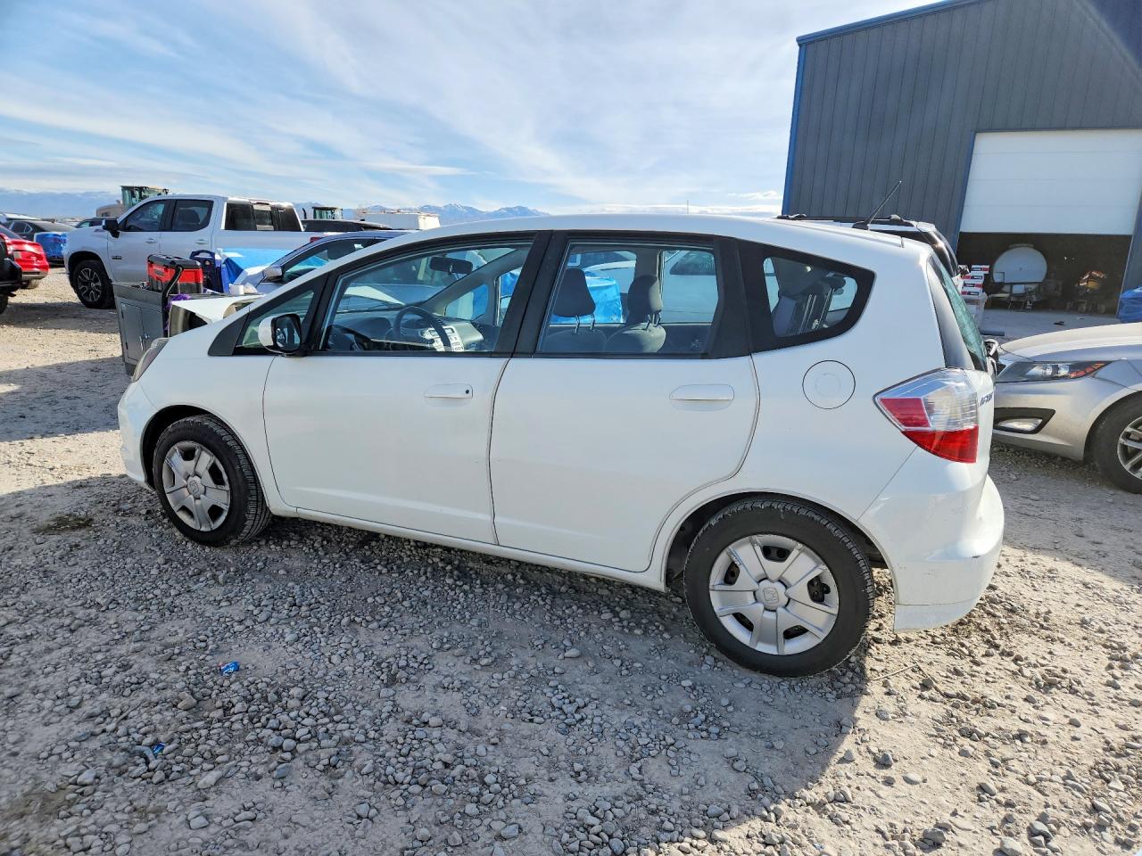 2013 HONDA FIT photo 3
