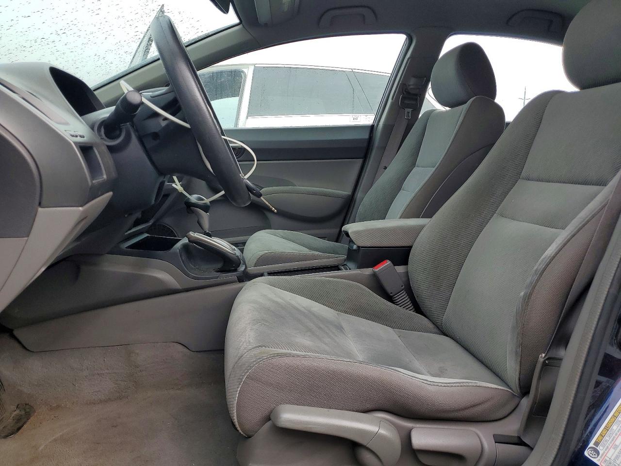 2010 HONDA CIVIC LX photo 7
