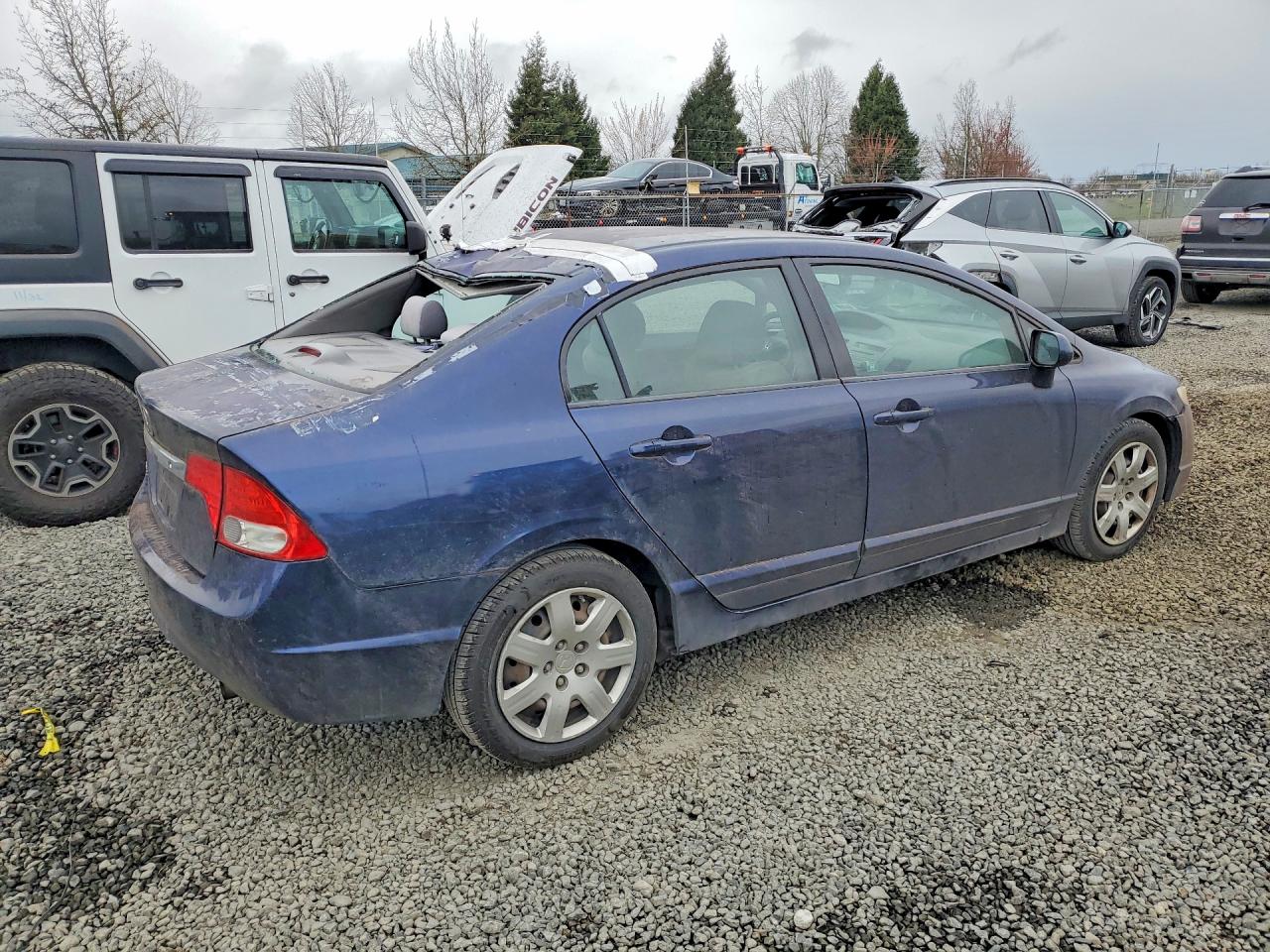 2010 HONDA CIVIC LX photo 3
