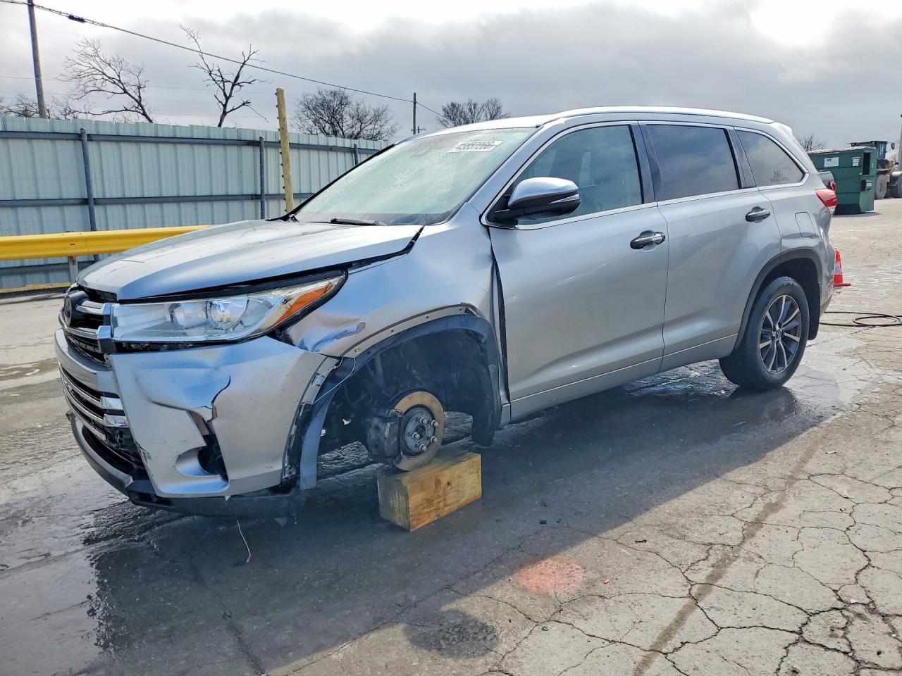 2017 TOYOTA HIGHLANDER