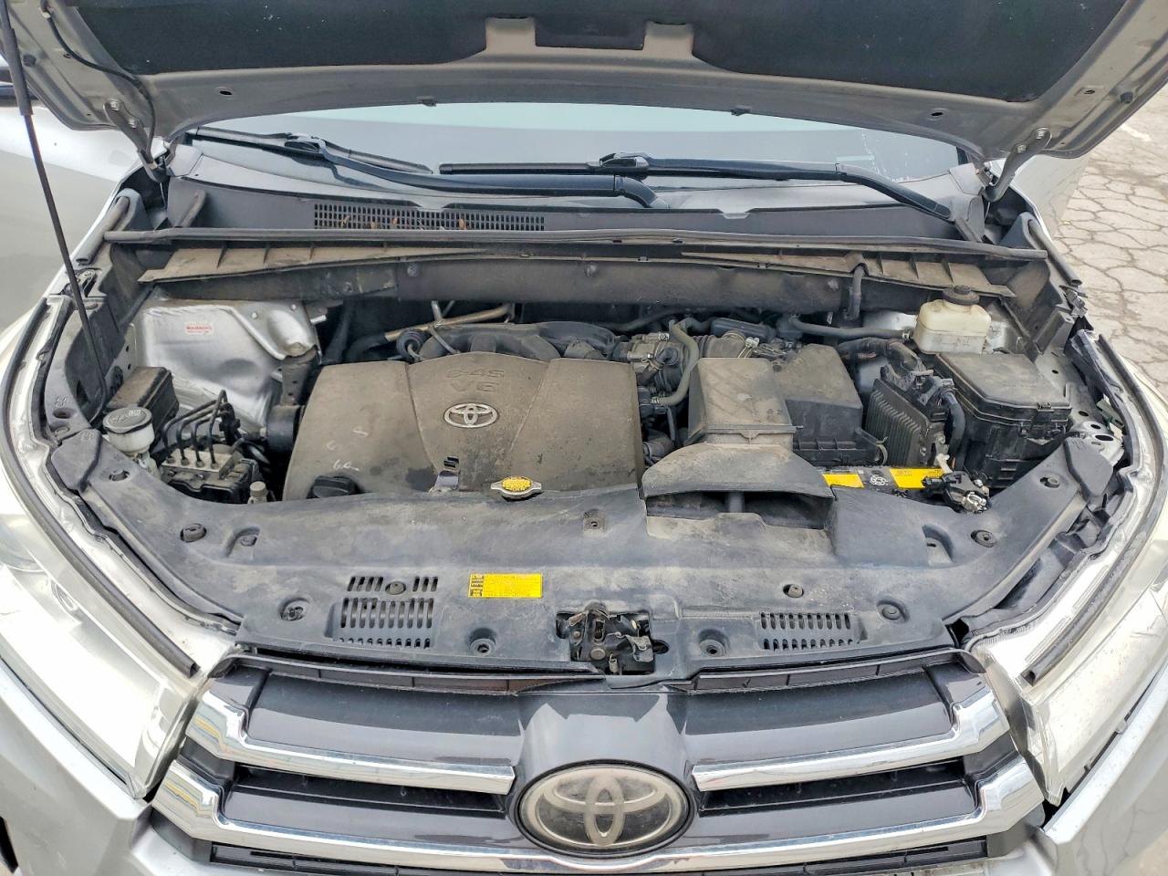 2017 TOYOTA HIGHLANDER XLE photo 23