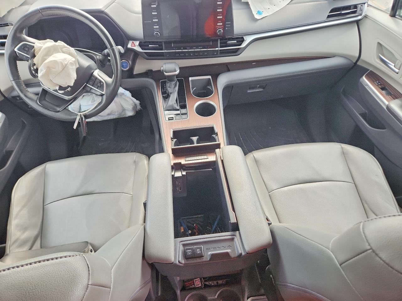 2022 TOYOTA SIENNA XLE 8-PASSENGER photo 15