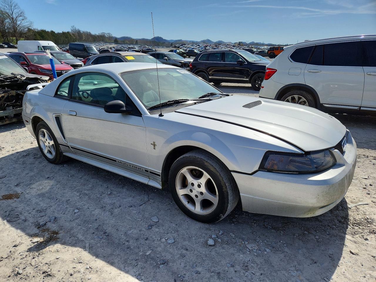 2001 FORD MUSTANG photo 4