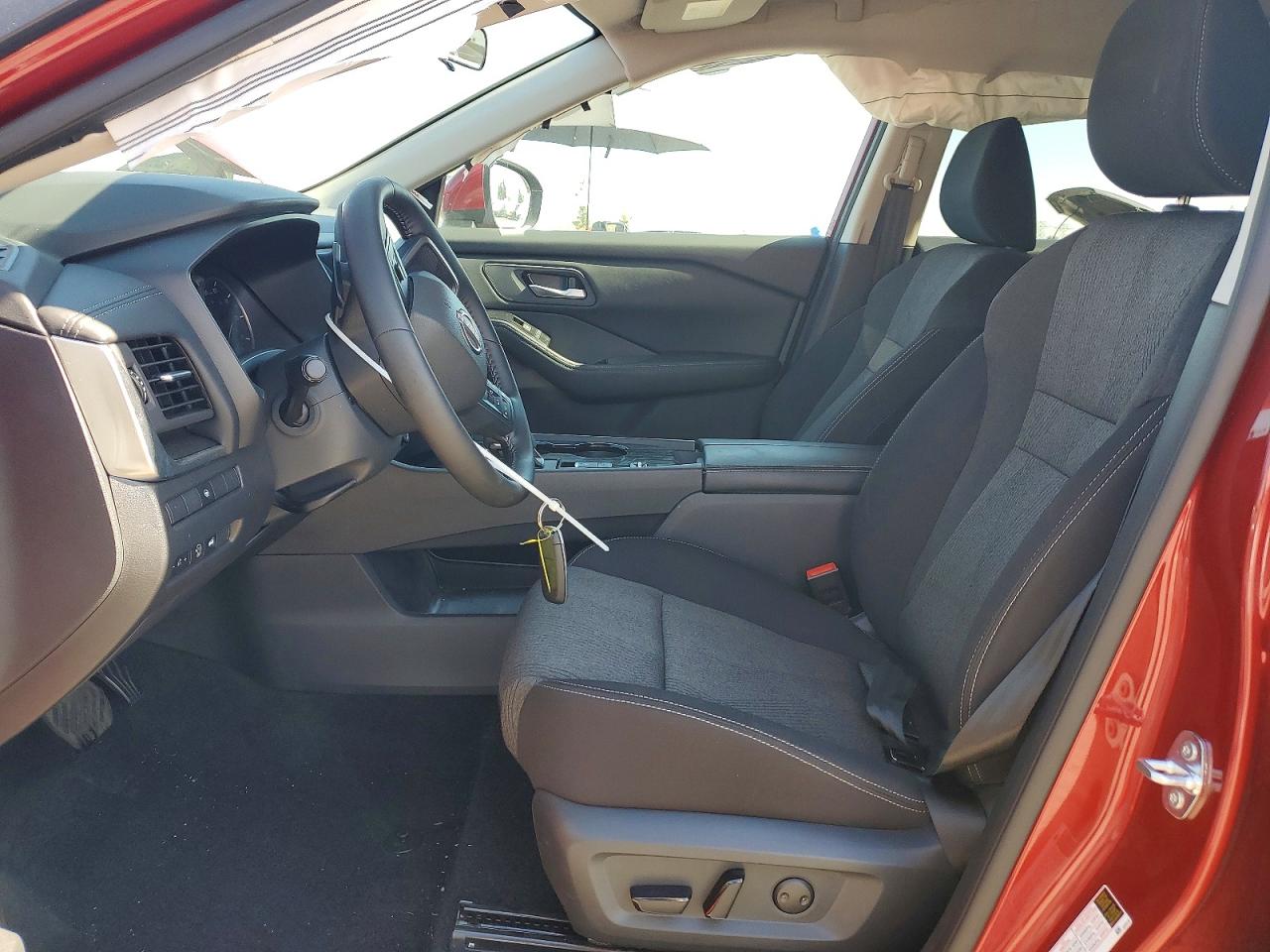 2025 NISSAN ROGUE SV photo 19