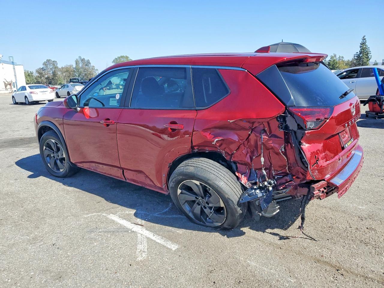 2025 NISSAN ROGUE SV photo 4