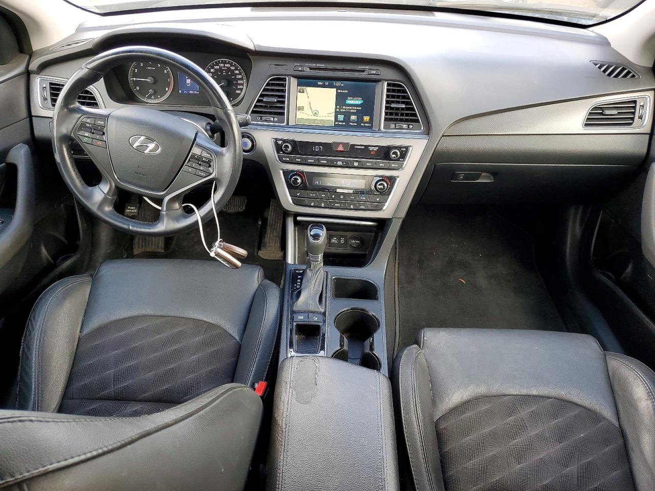 2016 HYUNDAI SONATA SPORT photo 22