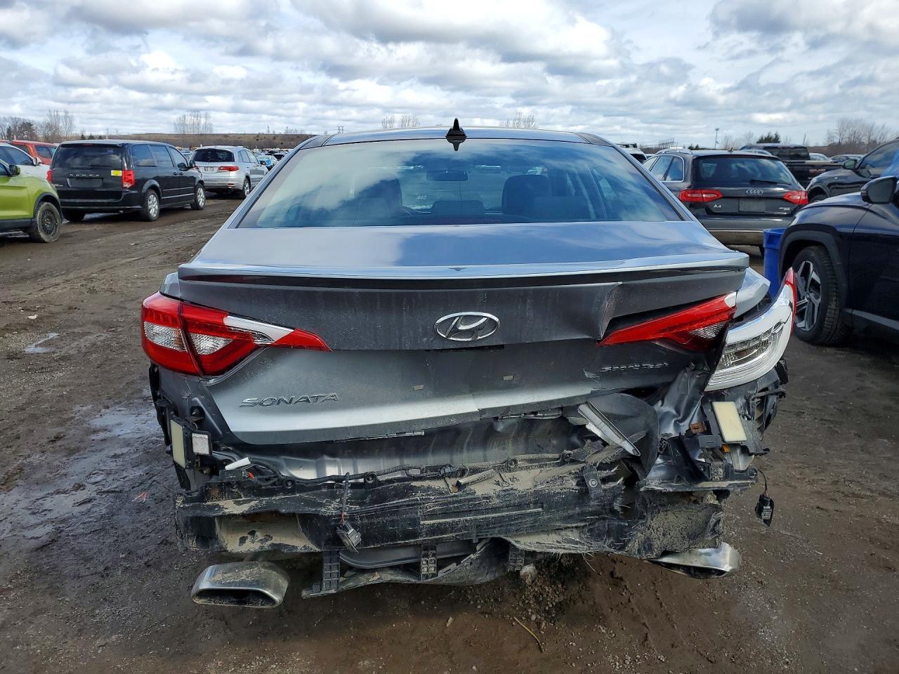 2016 HYUNDAI SONATA SPORT photo 16
