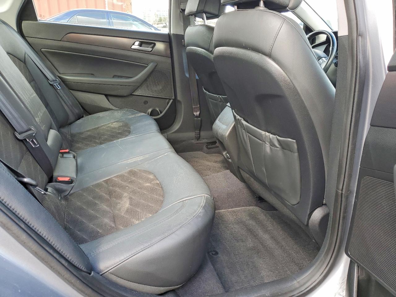 2016 HYUNDAI SONATA SPORT photo 28