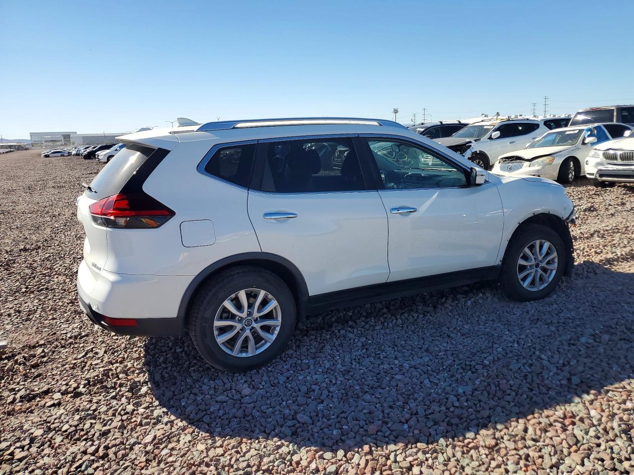 2020 NISSAN ROGUE SV photo 3