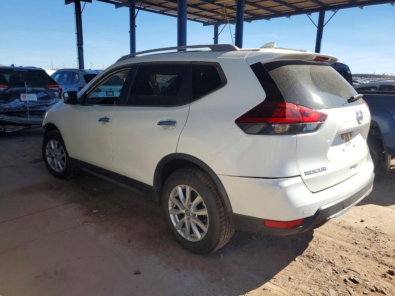 2020 NISSAN ROGUE SV photo 2
