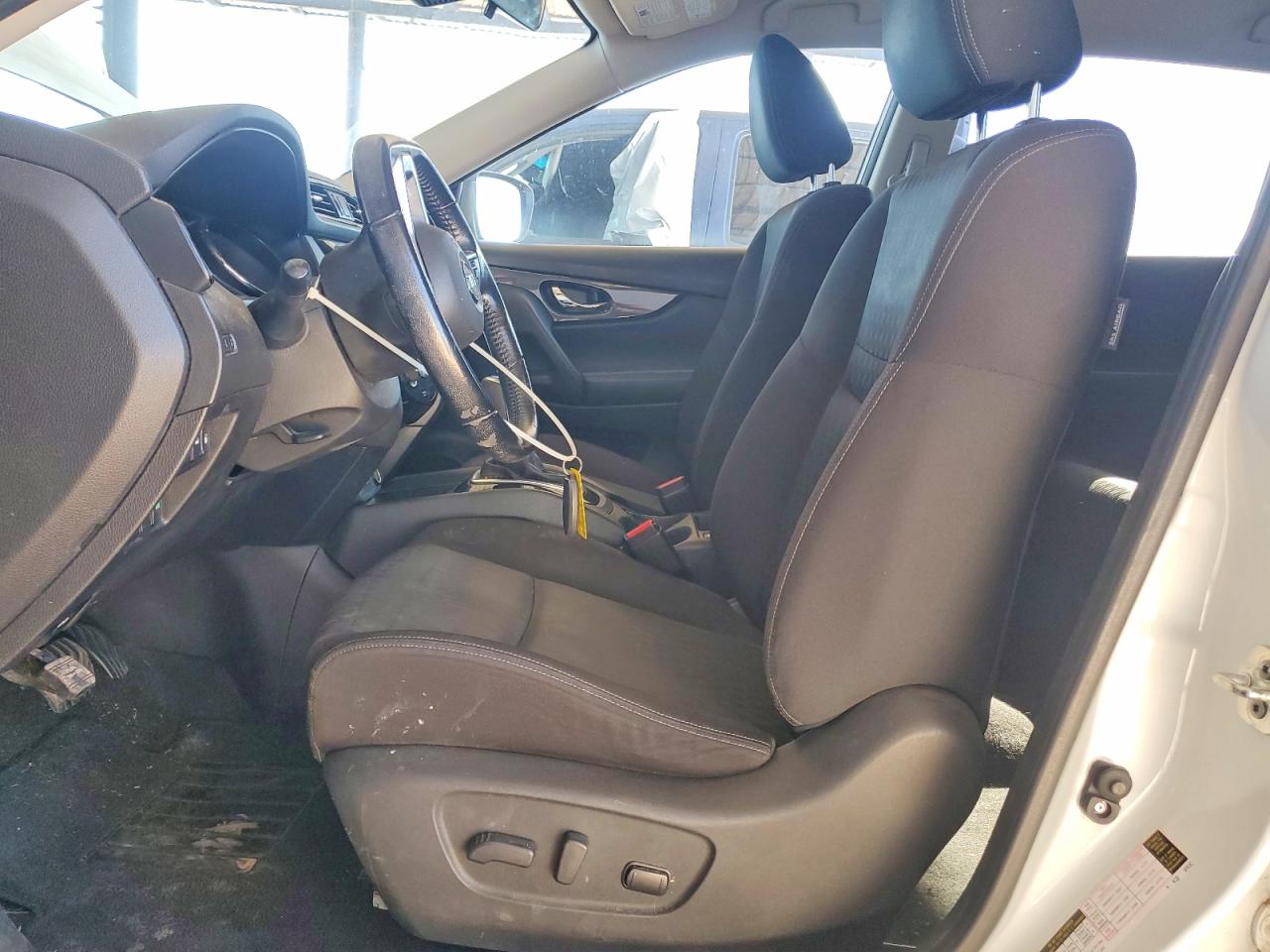 2020 NISSAN ROGUE SV photo 7
