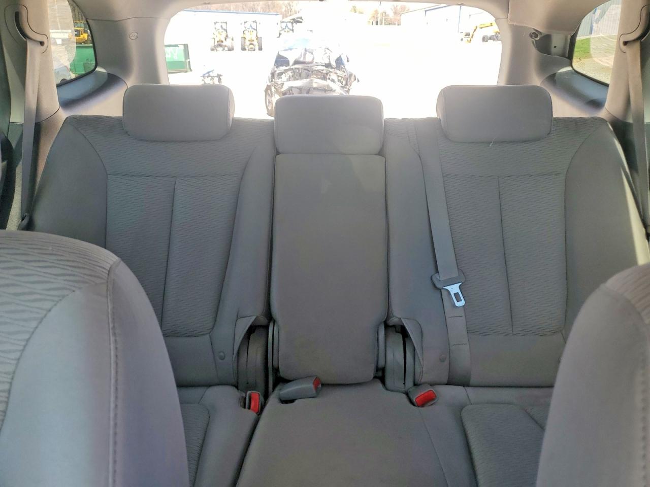 2009 HYUNDAI SANTA FE GLS photo 19