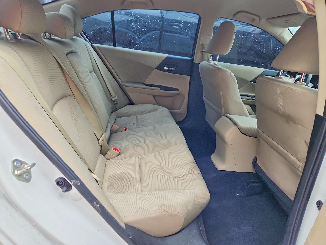 2016 HONDA ACCORD LX photo 10