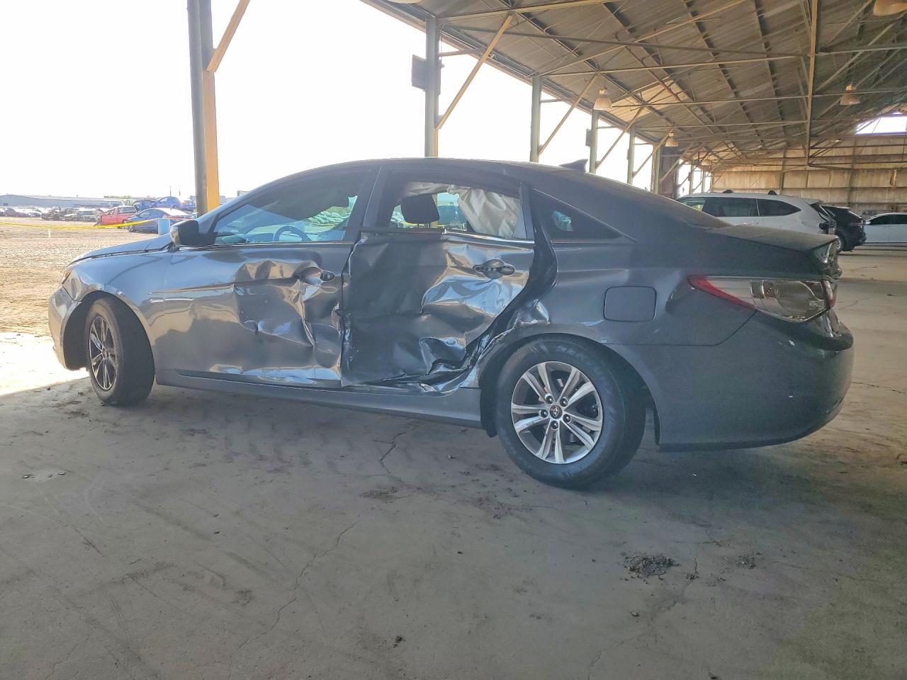 2013 HYUNDAI SONATA GLS photo 2