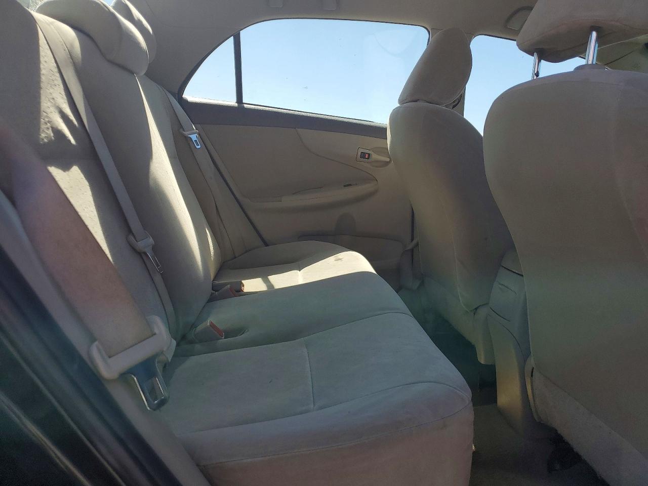 2009 TOYOTA COROLLA LE photo 28