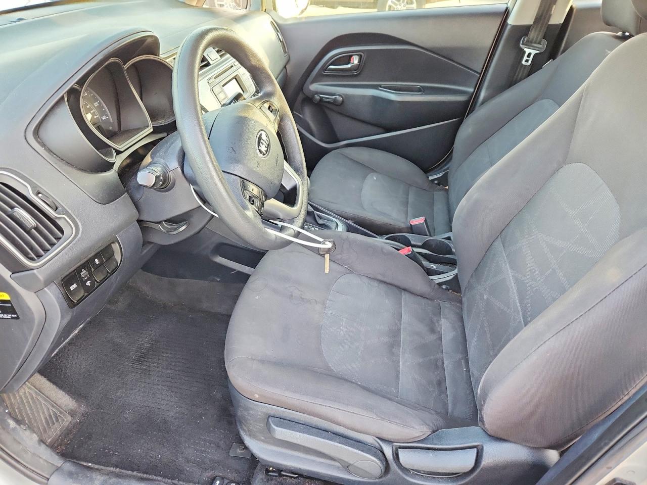 2016 KIA RIO LX photo 13