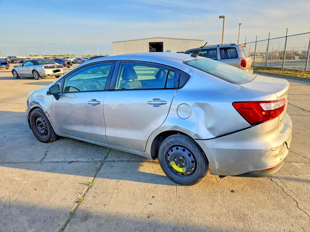 2016 KIA RIO LX photo 3