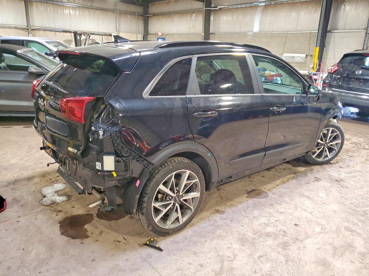 2022 KIA NIRO TOURING SPECIAL EDITION photo 3