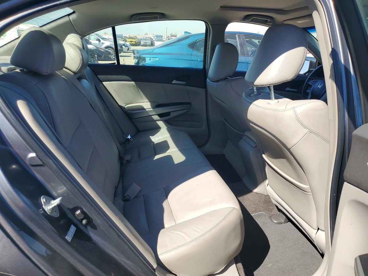 2008 HONDA ACCORD photo 28