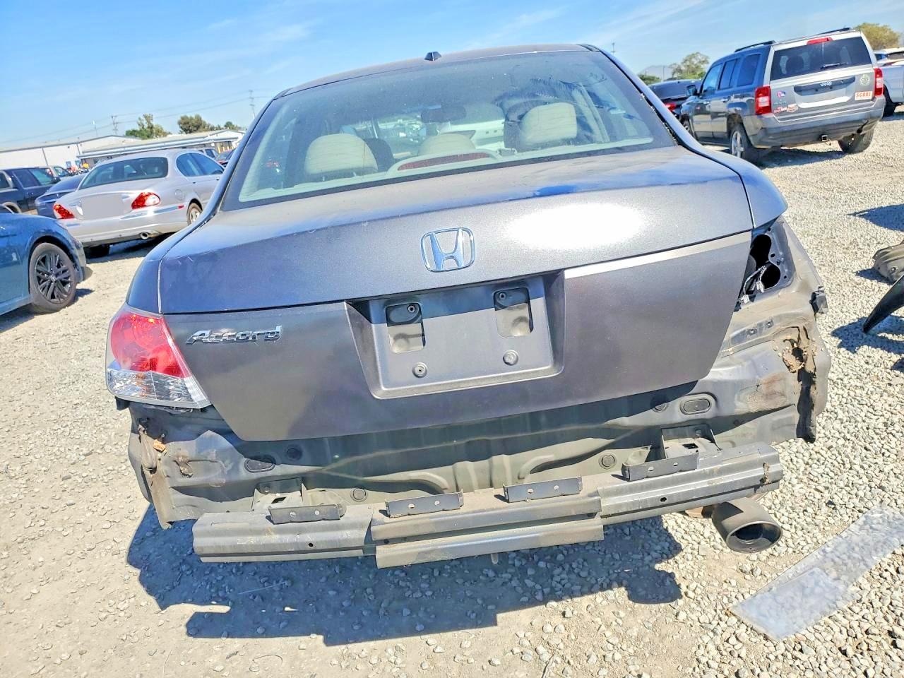 2008 HONDA ACCORD photo 16